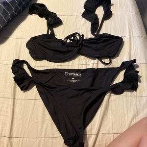 New Frankie’s bikini!
